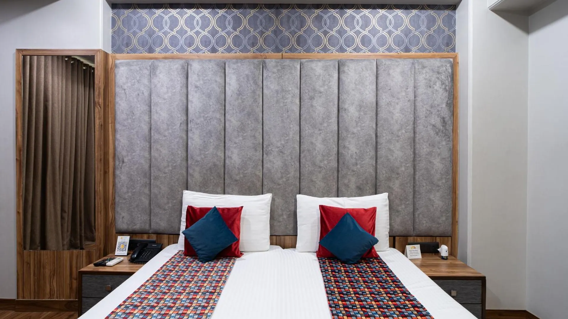 Hotel Sunstar Grand Delhi  3*, Delhi (National Capital Territory of India)
