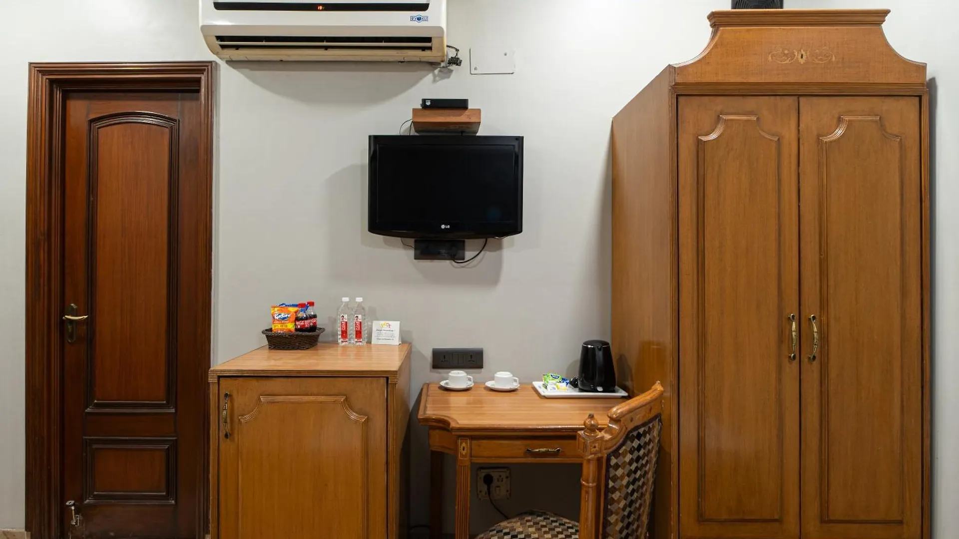 Hotel Sunstar Grand Delhi  3*, Delhi (National Capital Territory of India) India