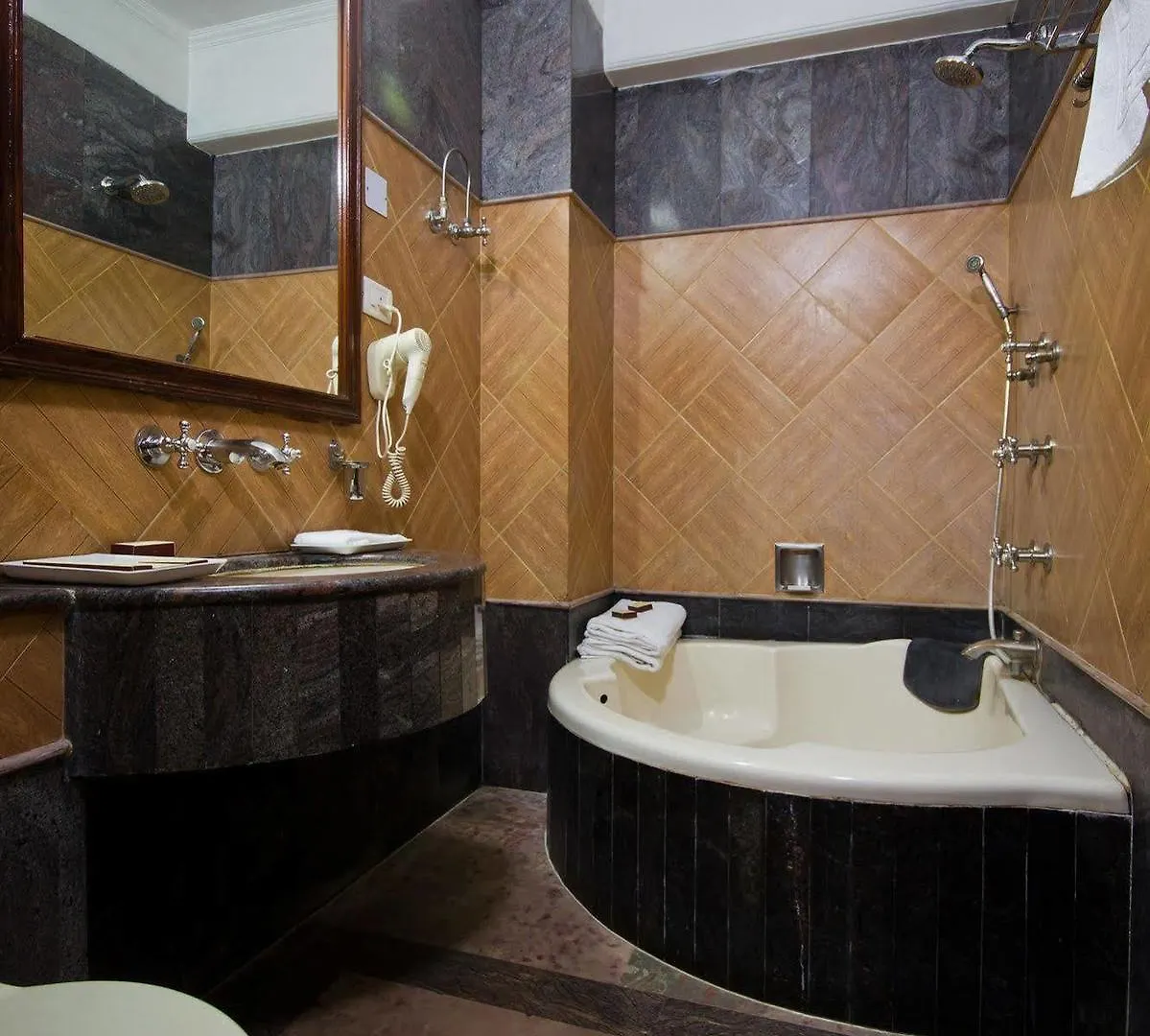 Hotel Sunstar Grand Delhi   Delhi (National Capital Territory of India)