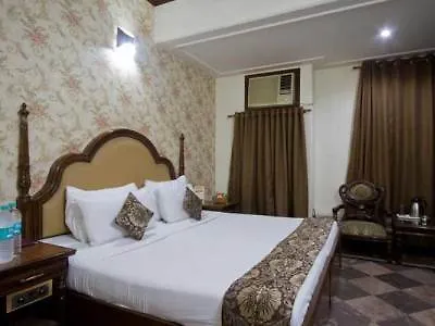 Hotel Sunstar Grand Delhi