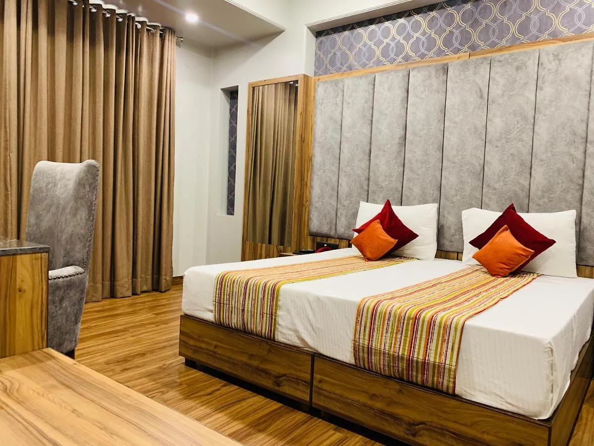 Hotel Sunstar Grand Delhi  3*, Delhi (National Capital Territory of India) India